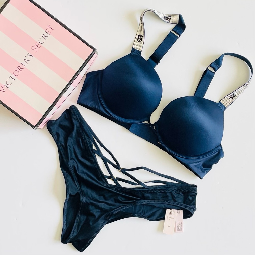 32B SMALL Victoria’s Secret Bombshell navy bra set
